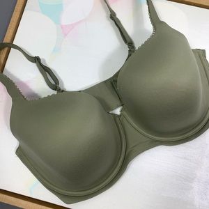 Victoria's Secret Intimates & Sleepwear - Victoria's Secret 38DDD lined demi bra Victoria's Secret Intimates & Sleepwear - Victoria's Secret 38DDD lined demi bra